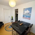 Moderne In Kiel-holtenau, Strandnaehe, 2 Zimmer, Voll Ausgestattet, Gute Anbindung Apartment