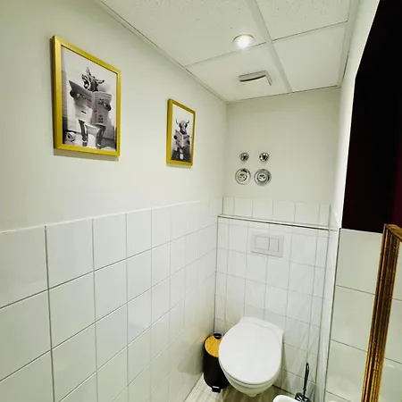 Moderne In Kiel-holtenau, Strandnaehe, 2 Zimmer, Voll Ausgestattet, Gute Anbindung شقة