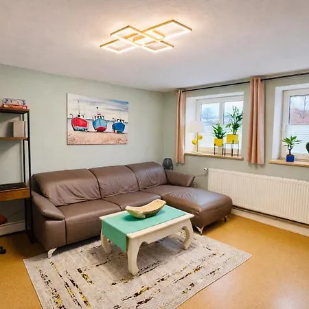 Moderne In Kiel-holtenau, Strandnaehe, 2 Zimmer, Voll Ausgestattet, Gute Anbindung