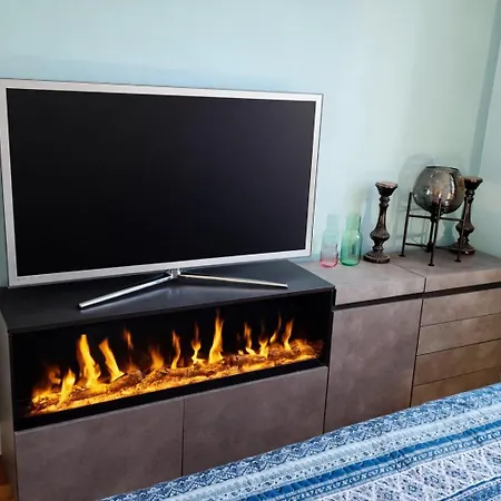 Moderne In Kiel-holtenau, Strandnaehe, 2 Zimmer, Voll Ausgestattet, Gute Anbindung Apartment *
